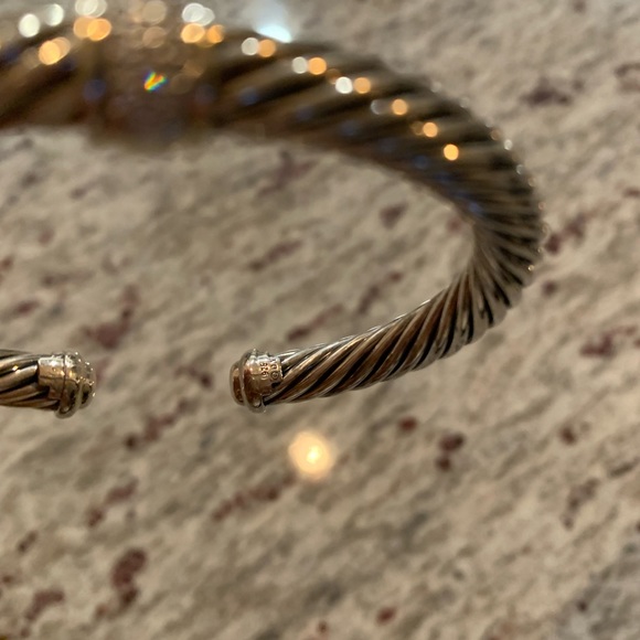 David Yurman Cable Classics Bracelet in Sterling Silver w/ Pavé Diamond Station - Picture 10 of 10